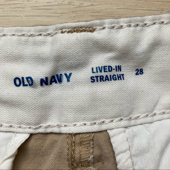 Men’s Old Navy Khaki tan shorts, size 28, Lived-in Straight Flat Front - Picture 3 of 4